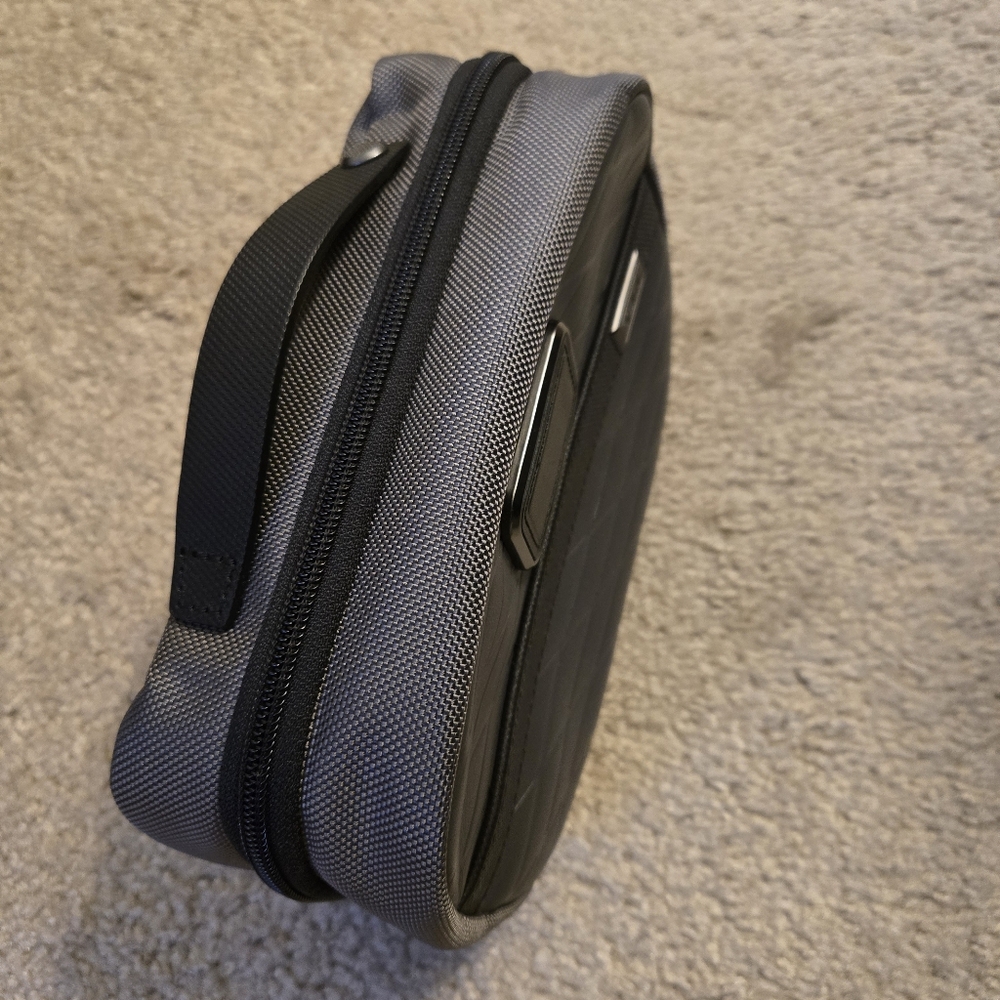 Tumi Toiletry Bag - Picture 2 of 6